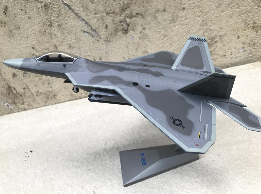 Mô hình máy bay chiến đấu F-22 Raptor (Mỹ)